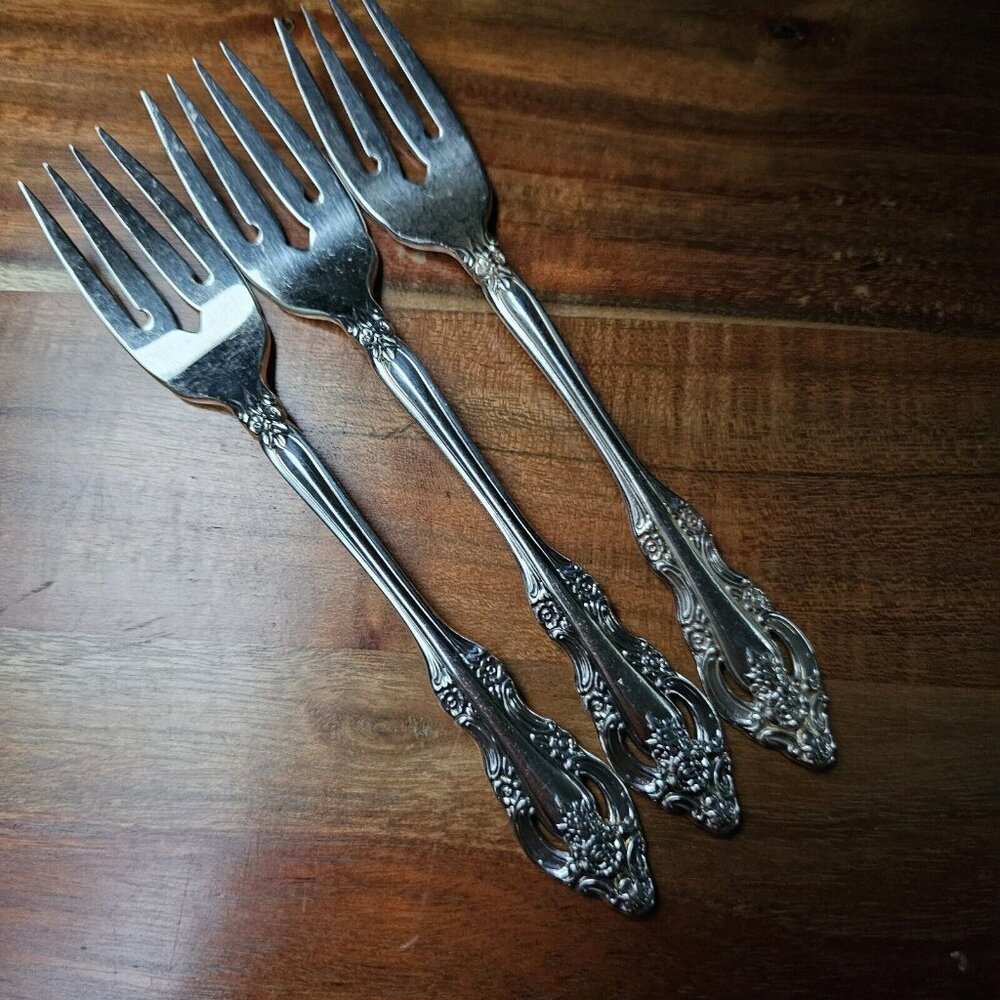 3 Oneida Community SILVER ARTISTRY Salad Forks 6.5"  Silverware Flatware 60s-80s